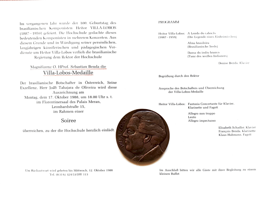 Receiving the Villa-Lobos medal 1988